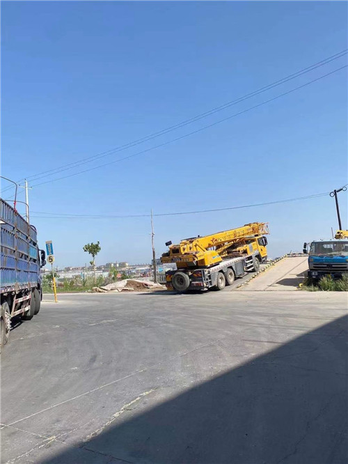 海珠区25吨吊车的租赁价格大概是多少？